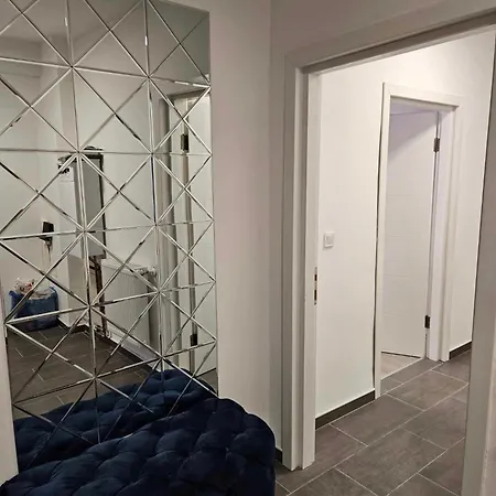 Apartment Spacious And Lovely 130m2 Flat