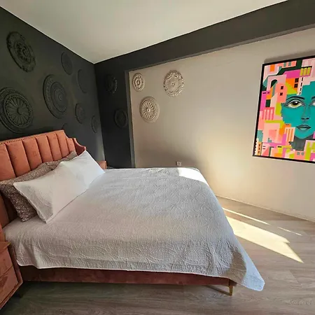 Spacious And Lovely 130m2 Flat Apartment