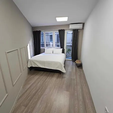 Spacious And Lovely 130m2 Flat