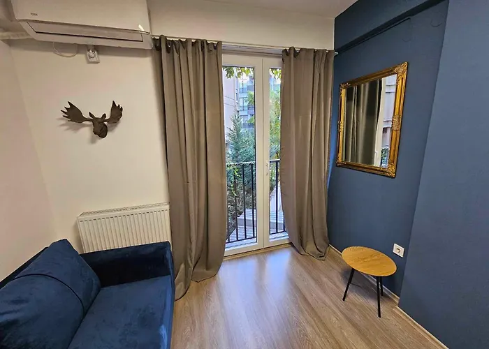 Spacious And Lovely 130m2 Flat Apartment