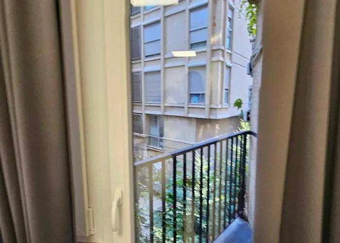 Spacious And Lovely 130m2 Flat