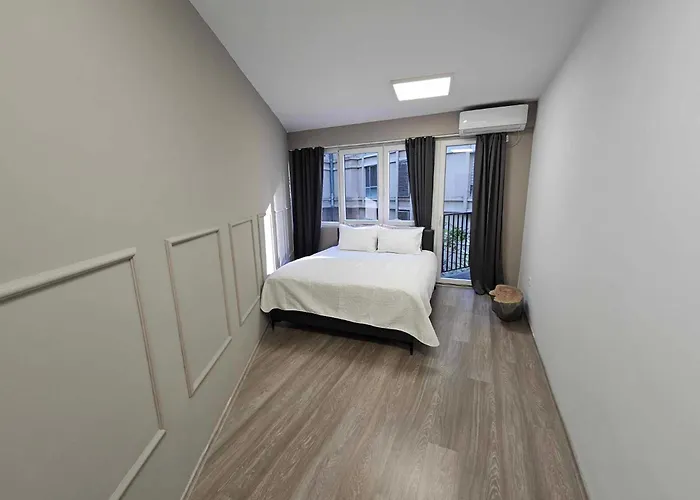 Spacious And Lovely 130m2 Flat Skopje