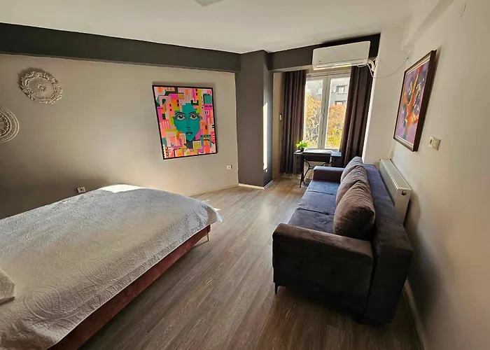 Spacious And Lovely 130m2 Flat * Skopje