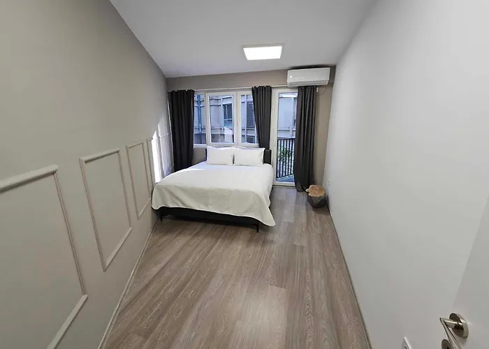 Spacious And Lovely 130m2 Flat